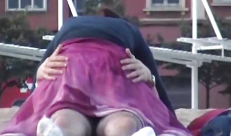 નિકોલ - Slutty સુંદર ખૂબ જ હાર્ડ જૂથ porn છોકરી પોશાક સ્ટ્રીપ્સ નગ્ન