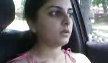આ ચીયરલિડર હાર્ડ જોવા માટે parnuhi Bimbo
